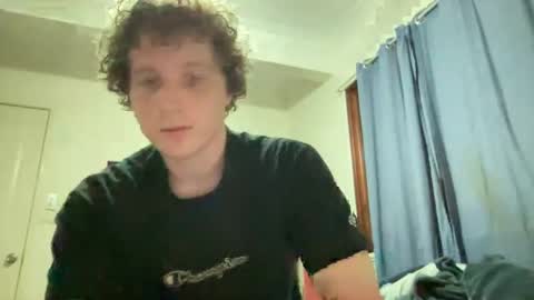 Snapshot of mosterr325 chatting on February 23, 11:07 am mosterr325 online show from February 23, 11:07 am