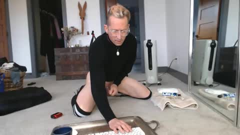 MotoBunny online show from November 26, 4:43 pm