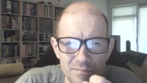 Snapshot of moviem1978 chatting on December 28, 10:14 am Frederik online show from December 28, 10:14 am