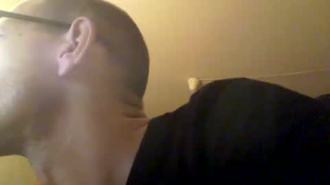 Snapshot of moviem1978 chatting on December 11, 6:48 pm Frederik online show from December 11, 6:48 pm