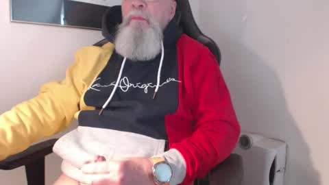 mr_boombastic2021 online show from March 13, 10:45 am