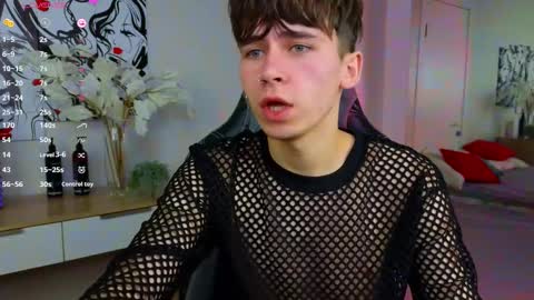 Kris online show from January 30, 9:36 pm