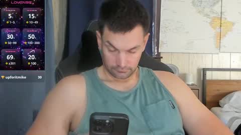 Cam online show from December 8, 6:17 pm