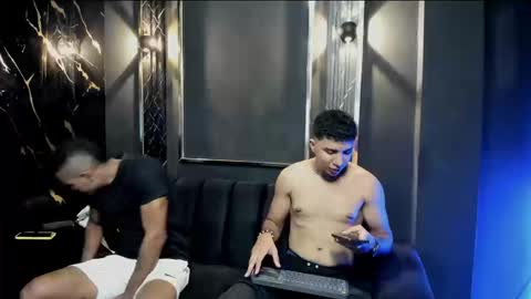 mr_maximo online show from September 10, 5:17 am