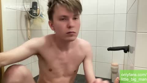 notfatguy online show from March 3, 11:34 pm