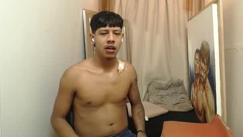 mr_stiven_ online show from November 28, 7:44 am