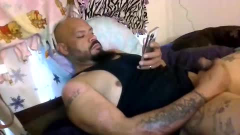 mrbiggs1077777 online show from February 14, 3:51 pm