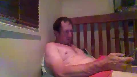 Snapshot of mrgray11xxx chatting on January 18, 10:28 am mrgray11xxx aussie online show from January 18, 10:28 am