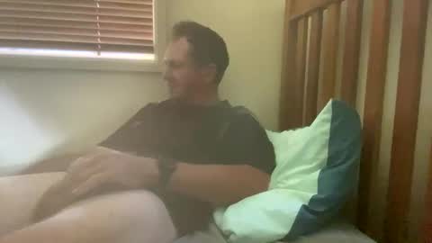 Snapshot of mrgray11xxx chatting on February 22, 4:40 am mrgray11xxx aussie online show from February 22, 4:40 am
