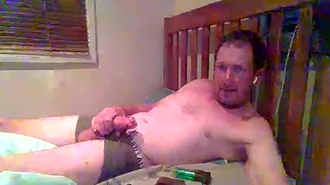 Snapshot of mrgray11xxx chatting on February 2, 4:32 pm mrgray11xxx aussie online show from February 2, 4:32 pm