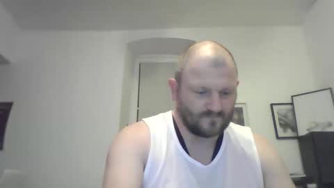 mrhotsex69 online show from December 15, 1:57 am