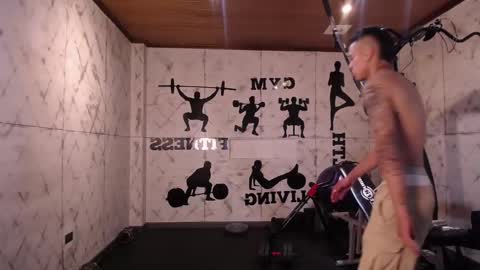 mrjustin_ online show from November 3, 8:10 pm