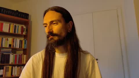 Snapshot of mrkurt86 chatting on December 12, 10:02 am mrkurt86 online show from December 12, 10:02 am