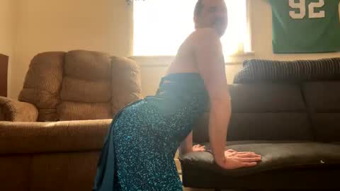 mrsissy812575 online show from February 28, 7:35 pm