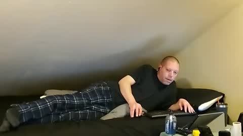 Snapshot of mrxhere chatting on January 19, 5:37 am mrxhere online show from January 19, 5:37 am