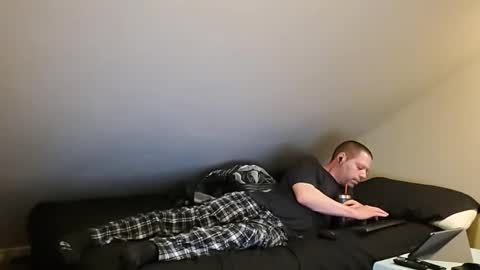 Snapshot of mrxhere chatting on March 9, 5:39 pm mrxhere online show from March 9, 5:39 pm