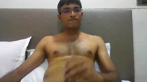 Snapshot of mumbaimonster8inch chatting on October 13, 12:11 pm rajesh engineer online show from October 13, 12:11 pm
