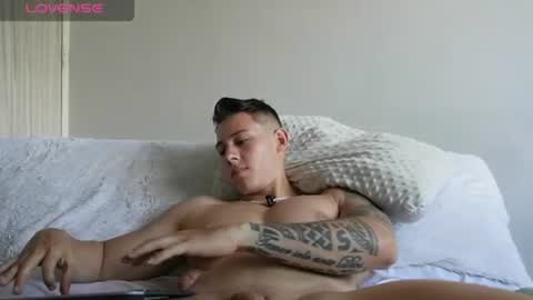 muscle_king_cum online show from July 16, 4:58 pm