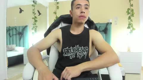 muscle scott online show from October 30, 12:28 pm