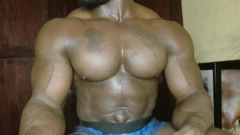 musclegod23 online show from February 17, 2:49 pm