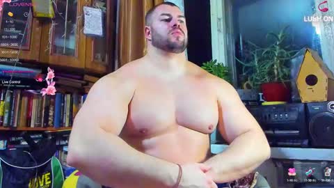 click icon for peach  online show from January 3, 5:53 pm