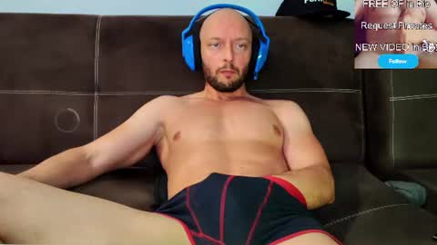 mushroomcouch online show from June 29, 10:10 pm