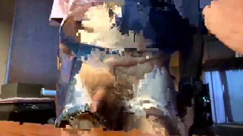 Snapshot of mutualjerk chatting on October 17, 2:32 pm bighead mature oldcock love hairy pussy C2C married..hairy women more than welcome. Tips not required but appreciated online show from October 17, 2:32 pm