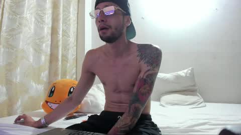 JUAN TORRES CREATURE online show from November 5, 4:03 am