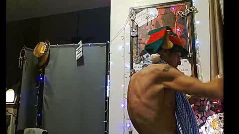 Snapshot of mycock4u247 chatting on December 22, 5:34 am LA MARIPOSA DE MARICOPA online show from December 22, 5:34 am