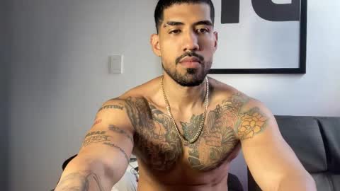 Myke esthetic online show from October 8, 9:41 pm