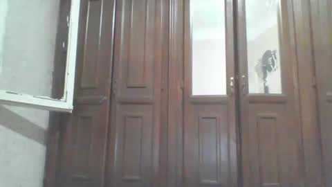 V online show from October 18, 3:06 pm