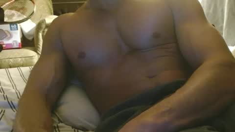 nakeDwoodBbetter online show from December 7, 1:15 am