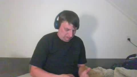 napalacz1920 online show from April 22, 11:20 pm