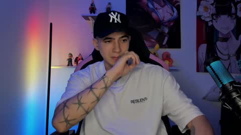 sebastian online show from December 16, 2:04 am