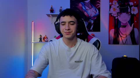 sebastian online show from December 3, 3:51 am