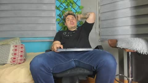 deibyd online show from January 7, 1:43 pm