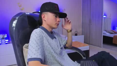 Nascary Fox online show from January 14, 8:01 pm