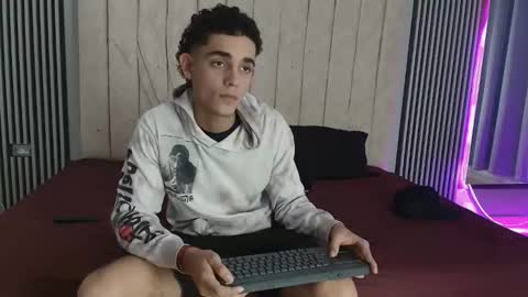 nathan_shimmer online show from November 8, 9:07 pm