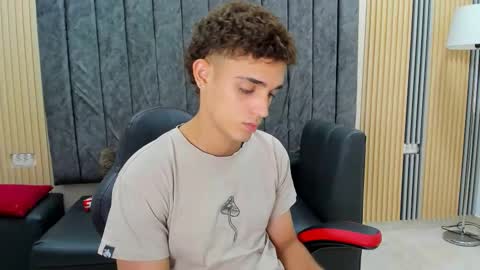 nathan_shimmer online show from January 8, 9:42 pm