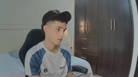 nathan_shimmer online show from December 21, 9:56 pm