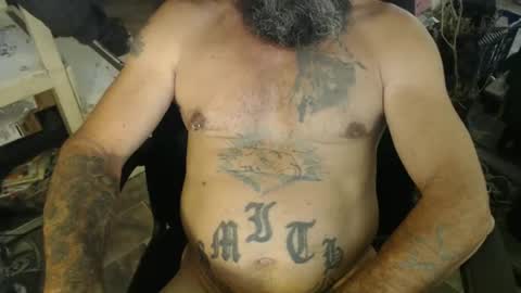 Snapshot of naturenaked chatting on January 5, 2:17 am NatureNaked online show from January 5, 2:17 am