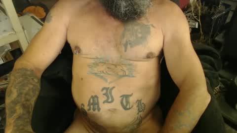 Snapshot of naturenaked chatting on January 19, 7:58 pm NatureNaked online show from January 19, 7:58 pm