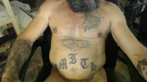 Snapshot of naturenaked chatting on January 26, 2:45 am NatureNaked online show from January 26, 2:45 am