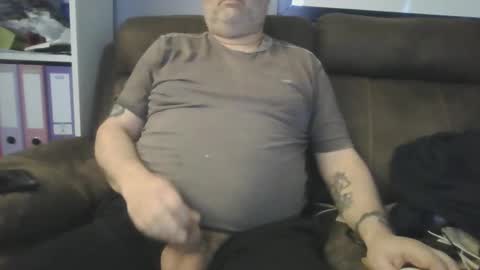 naturistmale45 online show from February 11, 12:16 pm