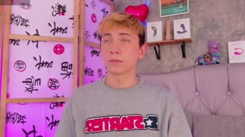 Christopher  Chris online show from February 17, 1:21 pm