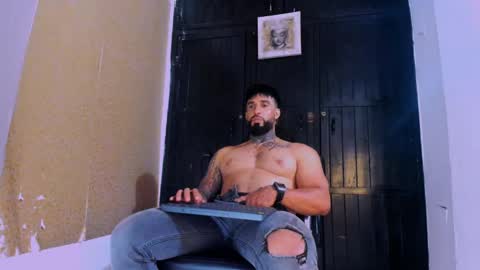 Miller online show from January 10, 3:39 am