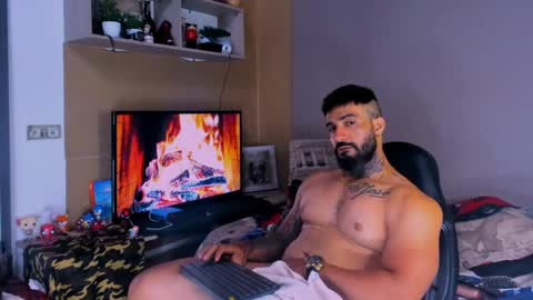 Miller online show from December 8, 2:39 am