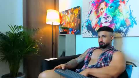 Miller online show from November 28, 11:17 pm