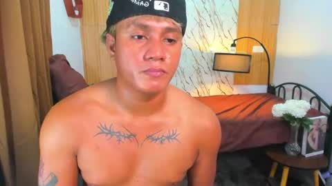 naughty_vince online show from June 16, 8:11 pm