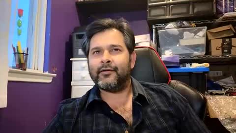 sakhtlaundaz online show from January 8, 9:53 pm